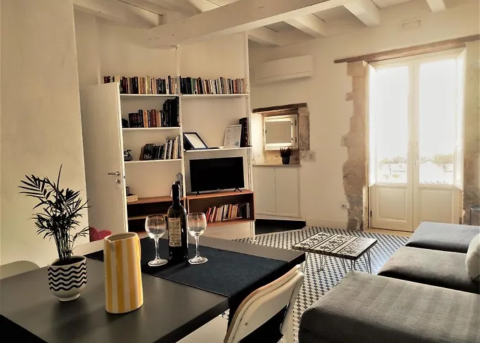 بيت للعطل Bagnara- Ortigia Holidays سيراكوزا